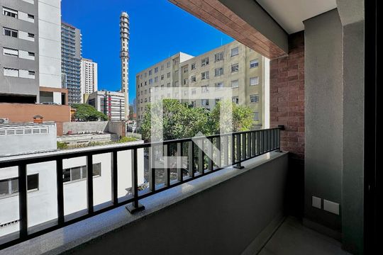 Sacada de kitnet/studio à venda com 0 quarto, 25m² em Vila Cordeiro, São Paulo
