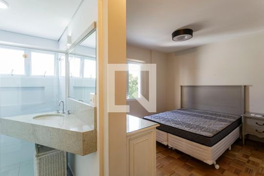  Suíte de apartamento para alugar com 2 quartos, 107m² em Itaim Bibi, São Paulo