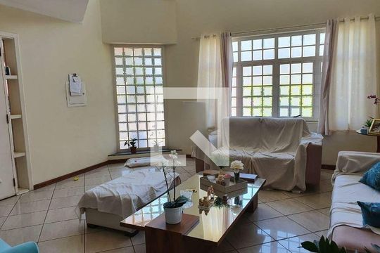 Casa à venda com 4 quartos, 360m² em Jardim das Paineiras, Campinas