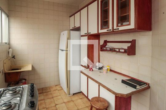 Cozinha de apartamento à venda com 2 quartos, 77m² em Petrópolis, Porto Alegre