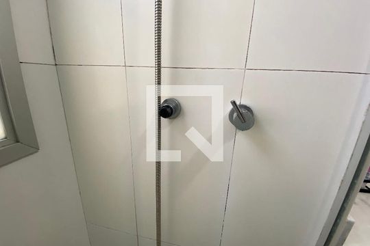 Banheiro 2 de apartamento à venda com 2 quartos, 85m² em Barra da Tijuca, Rio de Janeiro
