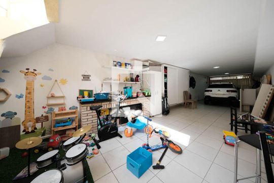Garagem de casa à venda com 2 quartos, 134m² em Vila Matilde, São Paulo