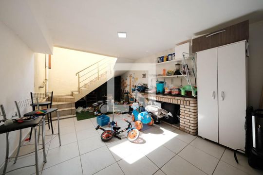 Garagem de casa à venda com 2 quartos, 134m² em Vila Matilde, São Paulo