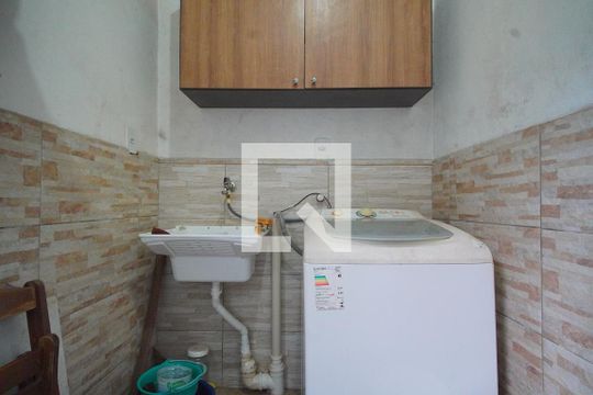 Área de Serviço de casa à venda com 2 quartos, 100m² em Humaitá, Porto Alegre