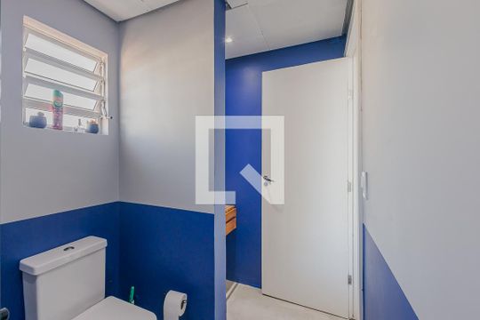 Banheiro Social de apartamento para alugar com 1 quarto, 45m² em Pinheiros, São Paulo