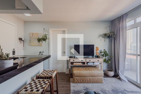 Sala de apartamento para alugar com 1 quarto, 45m² em Pinheiros, São Paulo