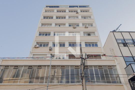 Fachada de apartamento para alugar com 1 quarto, 45m² em Pinheiros, São Paulo