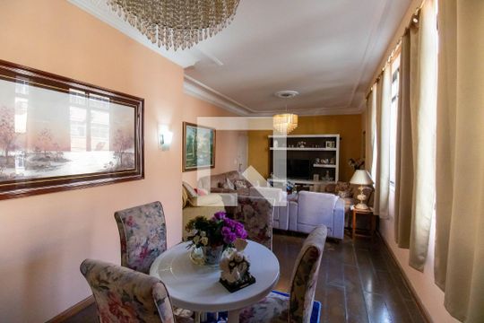 Sala de apartamento para alugar com 3 quartos, 150m² em Icaraí, Niterói