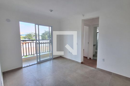 Apartamento para alugar com 2 quartos, 45m² em Figueira, Duque de Caxias