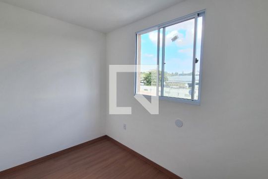 Quarto de apartamento para alugar com 2 quartos, 45m² em Figueira, Duque de Caxias