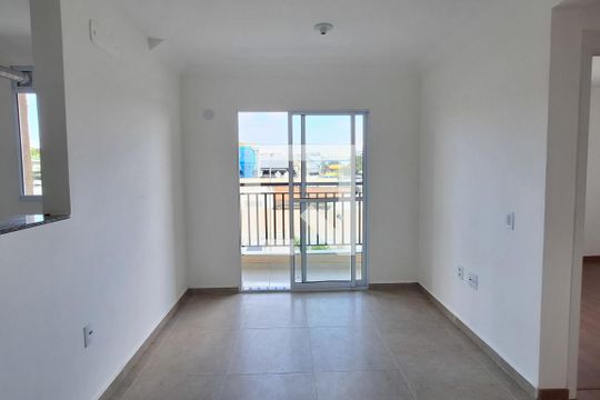 Sala de apartamento para alugar com 2 quartos, 45m² em Figueira, Duque de Caxias