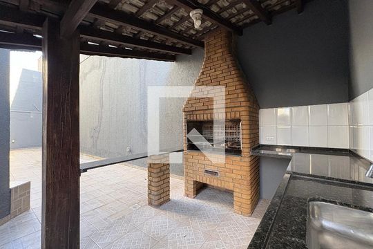Área comum - Churrasqueira de apartamento para alugar com 2 quartos, 74m² em Jardim Bela Vista, Santo André