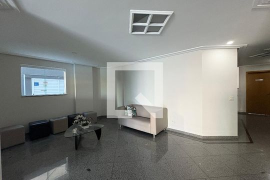 Hall social de apartamento para alugar com 2 quartos, 74m² em Jardim Bela Vista, Santo André