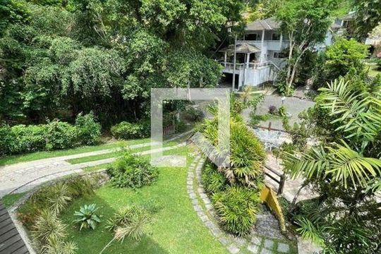Casa à venda com 5 quartos, 600m² em Santo Antônio, Niterói