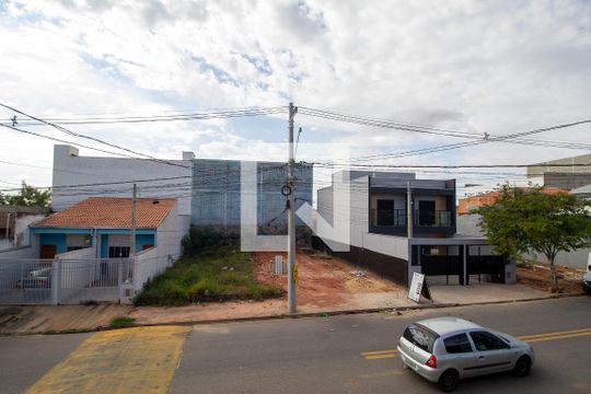 Vista do Quarto 1 de casa para alugar com 2 quartos, 67m² em Santa Marta, Sorocaba