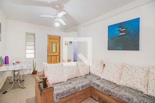 Casa à venda com 2 quartos, 90m² em Jardim Carvalho, Porto Alegre
