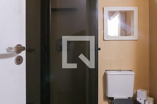 Banheiro de apartamento à venda com 2 quartos, 60m² em Lins de Vasconcelos, Rio de Janeiro