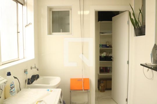Área de Serviço de apartamento à venda com 2 quartos, 136m² em Perdizes, São Paulo