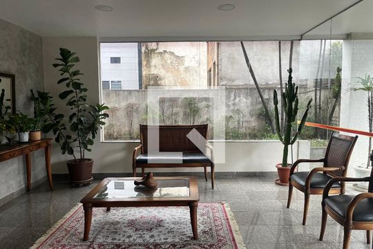Hall de entrada de apartamento à venda com 2 quartos, 136m² em Perdizes, São Paulo