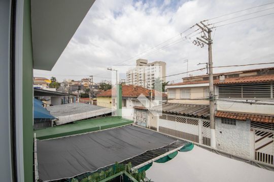 Vista Suíte 1 de casa para alugar com 3 quartos, 154m² em Vila Constança, São Paulo