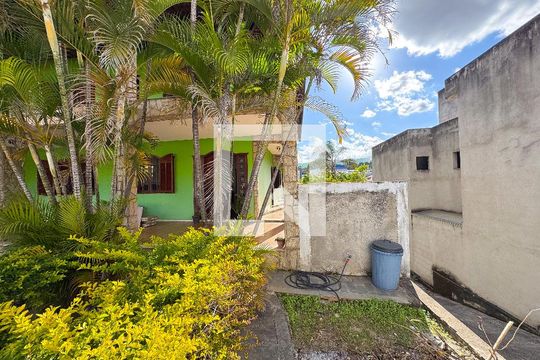 Casa à venda com 5 quartos, 1200m² em Jardim Riacho das Pedras, Contagem