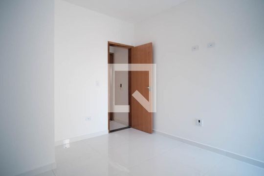 Suíte 2 de casa à venda com 2 quartos, 72m² em Vila Nhocuné, São Paulo