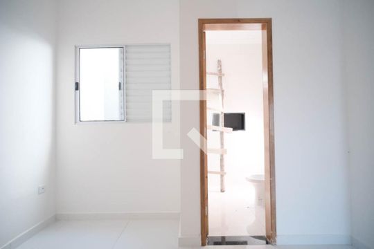 Suíte 1 de casa à venda com 2 quartos, 72m² em Vila Nhocuné, São Paulo