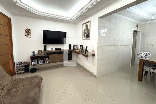 Sala de casa à venda com 3 quartos, 330m² em Vila M Genoveva, Jundiaí