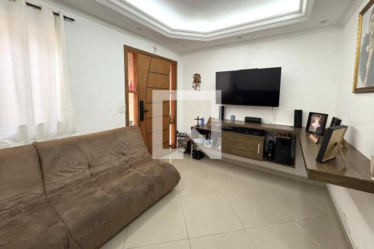Casa à venda com 3 quartos, 330m² em Vila M Genoveva, Jundiaí