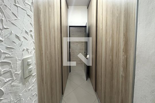 Suíte de casa à venda com 3 quartos, 330m² em Vila M Genoveva, Jundiaí
