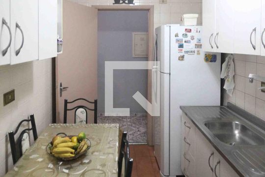 Cozinha de apartamento à venda com 2 quartos, 60m² em Vila Ema, São Paulo