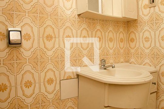 Banheiro 1 de apartamento à venda com 3 quartos, 120m² em Partenon, Porto Alegre