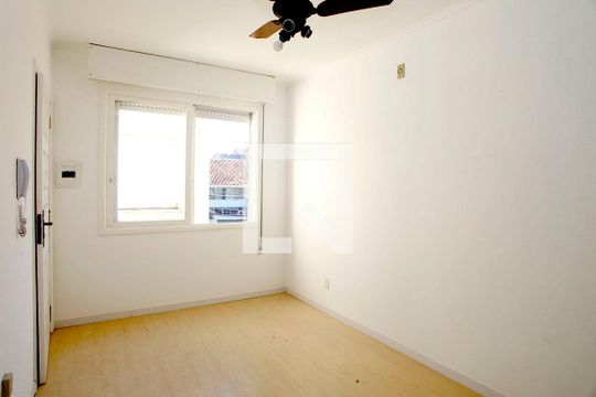 Apartamento à venda com 3 quartos, 120m² em Partenon, Porto Alegre