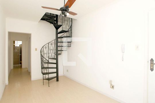 Sala de apartamento à venda com 3 quartos, 120m² em Partenon, Porto Alegre