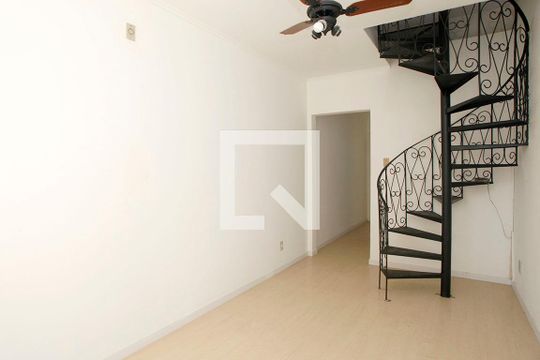 Sala de apartamento à venda com 3 quartos, 120m² em Partenon, Porto Alegre