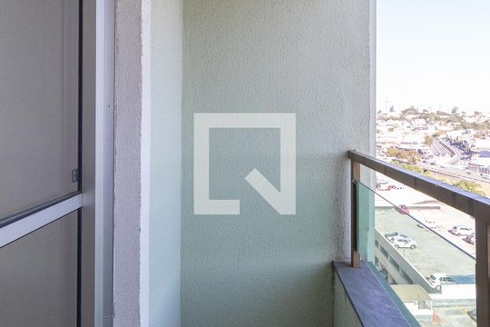 Sacada de apartamento à venda com 2 quartos, 50m² em Jardim Santa Teresinha, São Paulo