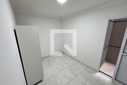 Quarto  de casa de condomínio para alugar com 1 quarto, 29m² em Vila Guilherme, São Paulo