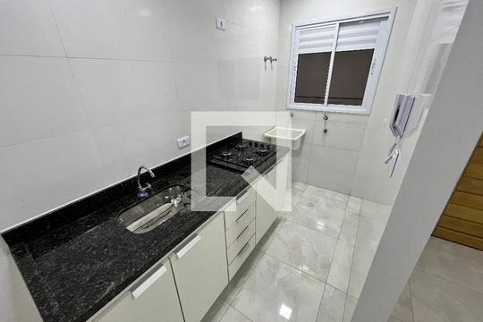 Cozinha de casa de condomínio para alugar com 1 quarto, 29m² em Vila Guilherme, São Paulo