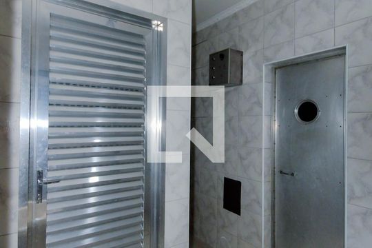 Área comum de casa à venda com 4 quartos, 600m² em Vila Rosalia, Guarulhos
