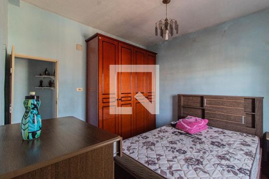 Quarto 2 de casa à venda com 2 quartos, 100m² em Vila Nhocuné, São Paulo