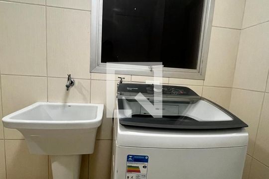 Área de Serviço de apartamento para alugar com 1 quarto, 42m² em Cambuí, Campinas