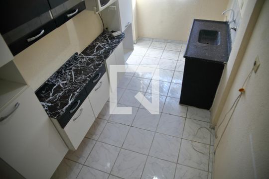 Cozinha  de apartamento para alugar com 2 quartos, 54m² em Bairro dos Casa, São Bernardo do Campo