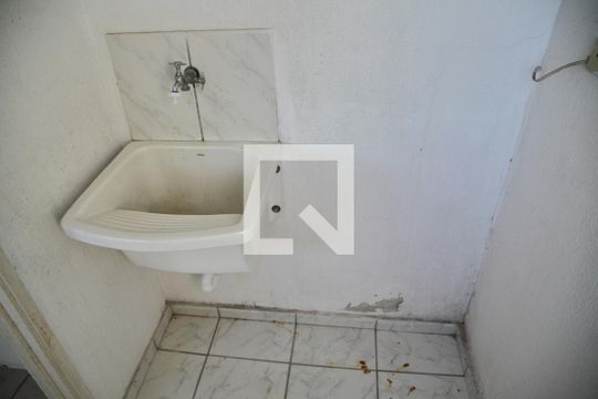 Área de Serviço de apartamento para alugar com 2 quartos, 54m² em Bairro dos Casa, São Bernardo do Campo