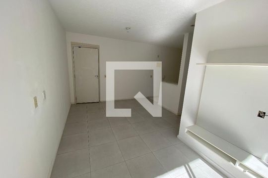 Sala de apartamento à venda com 2 quartos, 60m² em Taquara, Rio de Janeiro