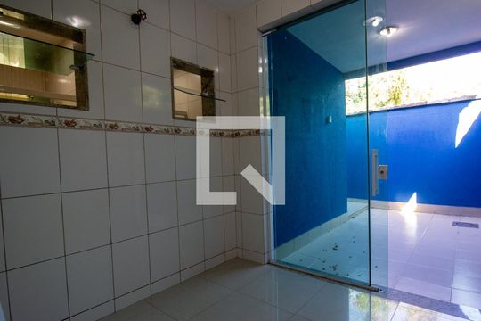 Cozinha de casa de condomínio para alugar com 2 quartos, 119m² em Vargem Grande, Rio de Janeiro