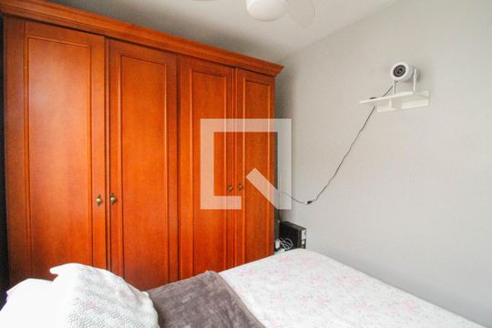 Quarto 1 de apartamento para alugar com 2 quartos, 41m² em Rio Branco, Canoas