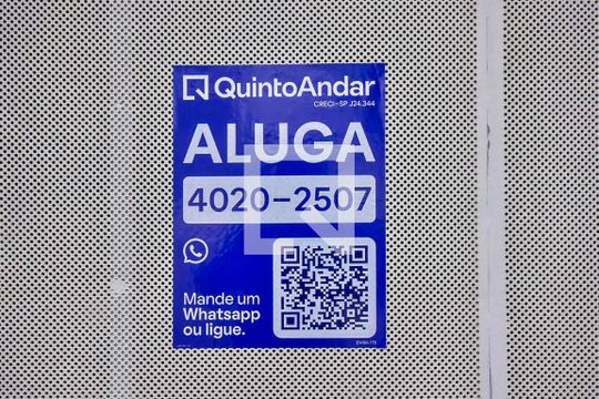 Plaquinha

 de casa para alugar com 2 quartos, 60m² em Parque Industrial das Oliveiras, Taboão da Serra