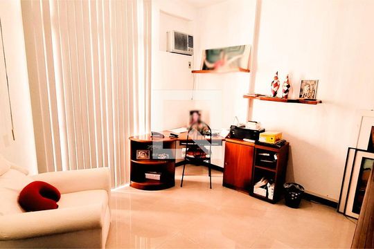 Apartamento à venda com 3 quartos, 130m² em Icaraí, Niterói