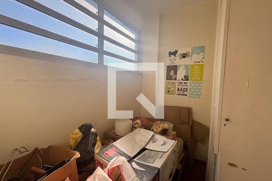 Quarto de Serviço de apartamento à venda com 4 quartos, 250m² em Morro dos Ingleses, São Paulo