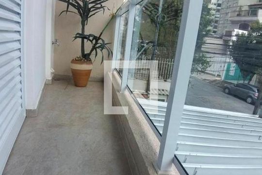 Casa à venda com 3 quartos, 190m² em Parque Imperial, São Paulo